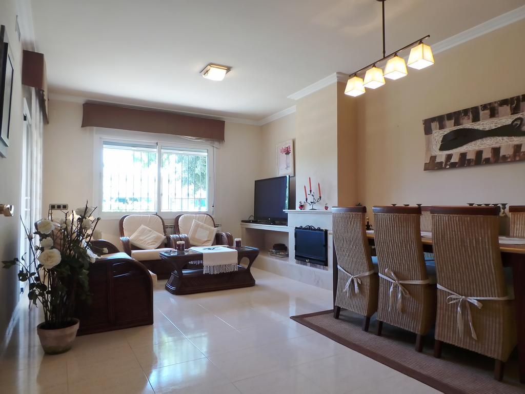 הוילה Roda de Bará Casa Neus Bara II מראה חיצוני תמונה