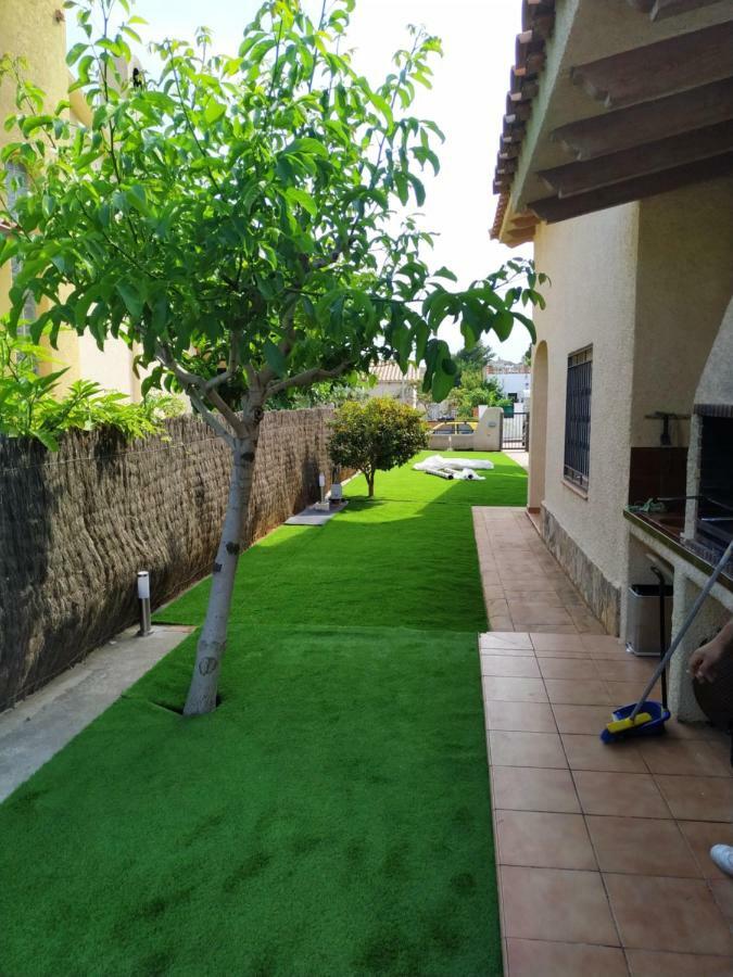 הוילה Roda de Bará Casa Neus Bara II מראה חיצוני תמונה